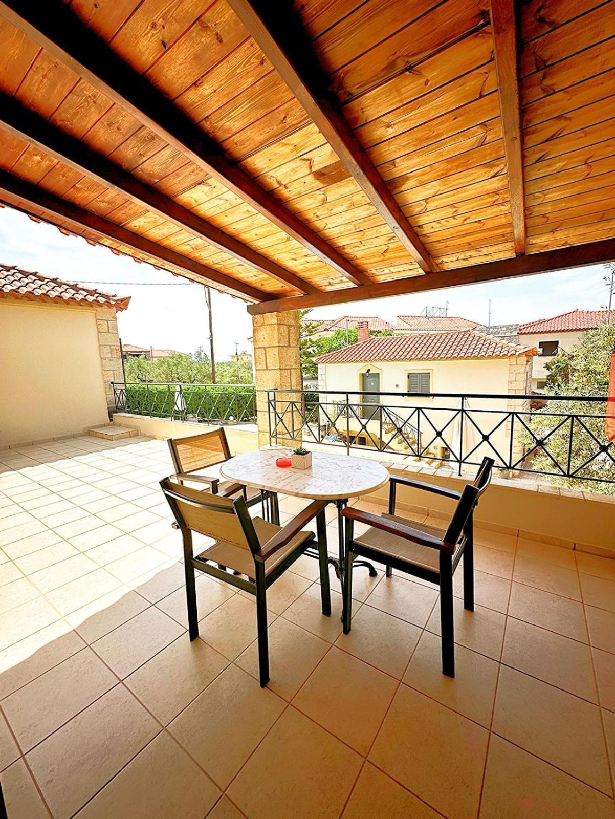 Finikes Apartments Stoúpa Dış mekan fotoğraf