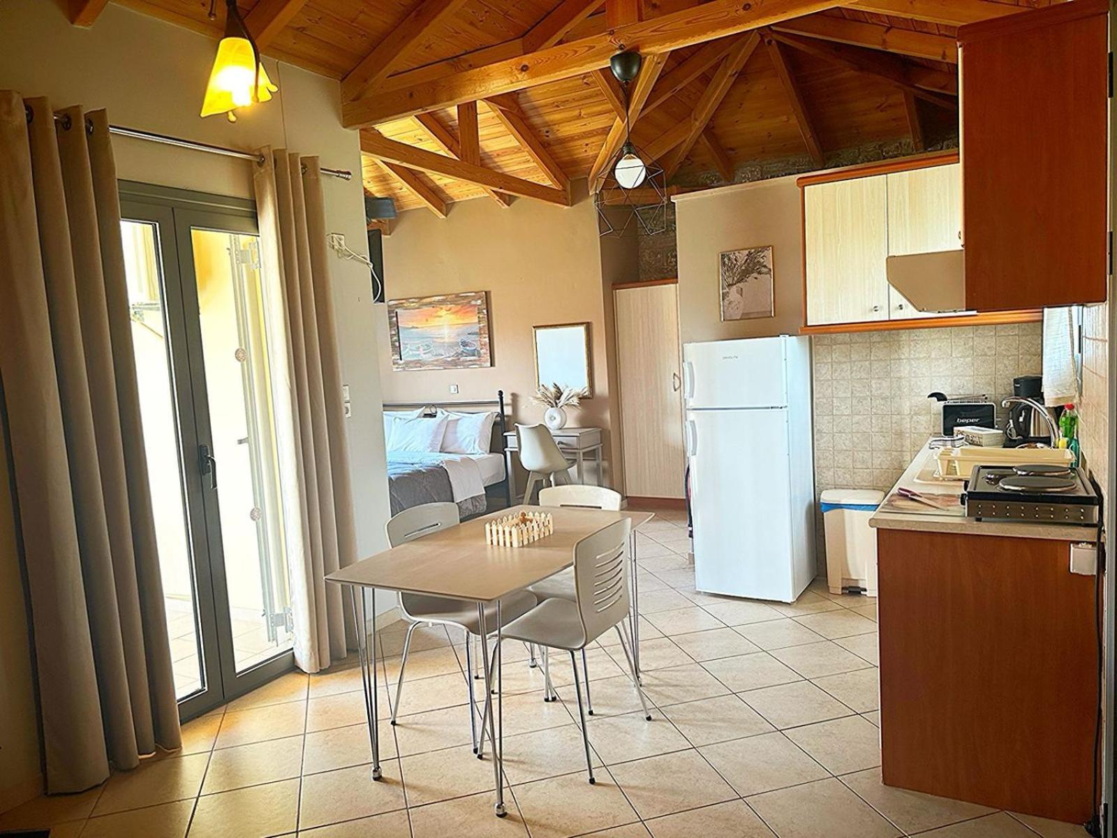 Finikes Apartments Stoúpa Dış mekan fotoğraf