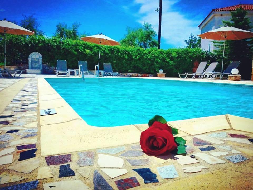 Finikes Apartments Stoúpa Dış mekan fotoğraf