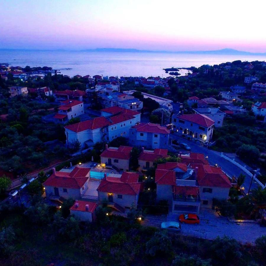 Finikes Apartments Stoúpa Dış mekan fotoğraf